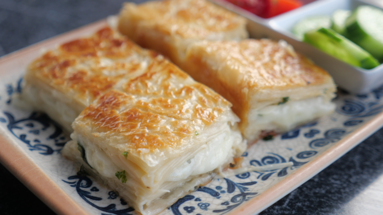 Börek is a savory pastry made of thin layers of dough filled with various ingredients such as cheese, spinach, or minced meat. Baked to golden perfection, börek is crispy, flaky, and utterly delicious. It’s a popular breakfast item but can be enjoyed at any time of the day.