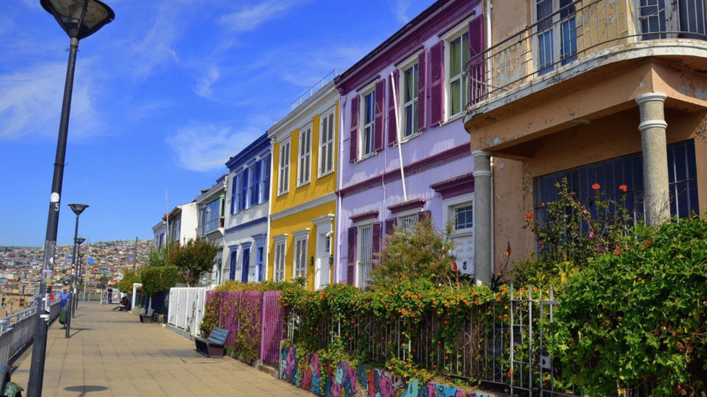 8. Paseo Atkinson – Cerro Alegre, Valparaíso, Chile