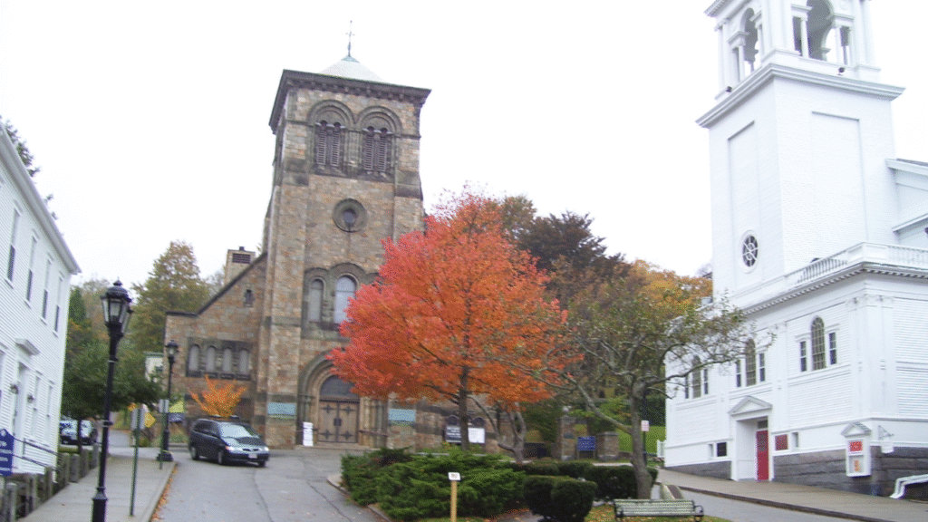 3. First Parish Church – Plymouth, Massachusetts (1684)