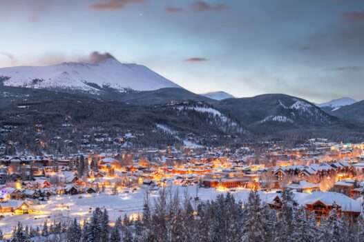10 best ski towns in the usa