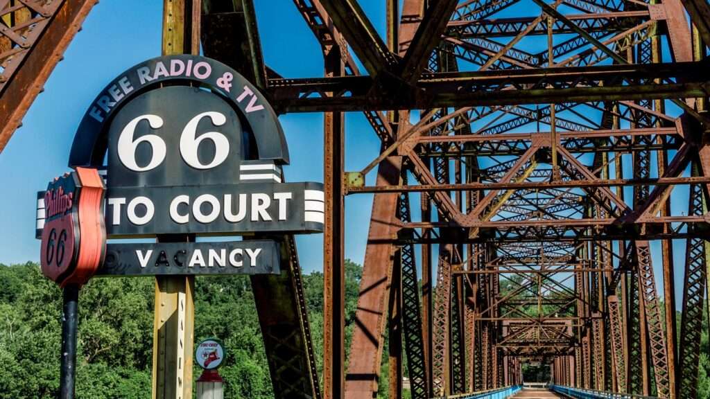 Chain of Rocks Bridge — St. Louis Area (Mississippi River Crossing)