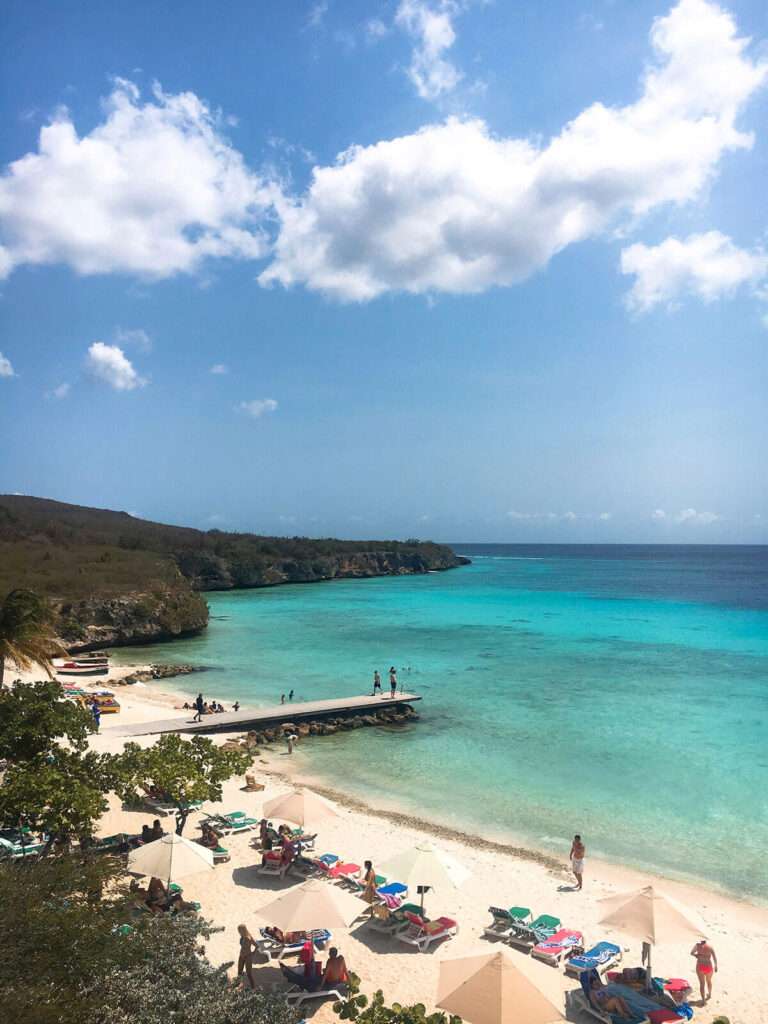4. Curaçao (Willemstad + West Coast Coves)