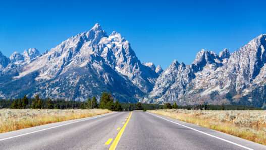 10 Best Road Trip Routes in Wyoming